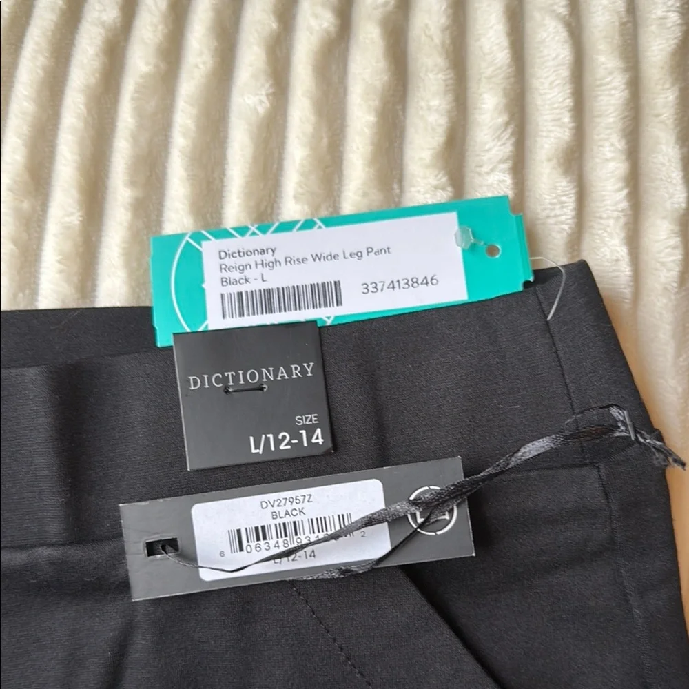 Chic Black Wide Leg Trousers - Picture 2 of 2